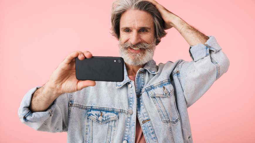 Mobilarmbåge (ulnariskompression): orsaker, symtom & behandling